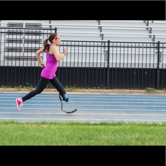 Meet your Posher, Christina - Picture 4 of 5